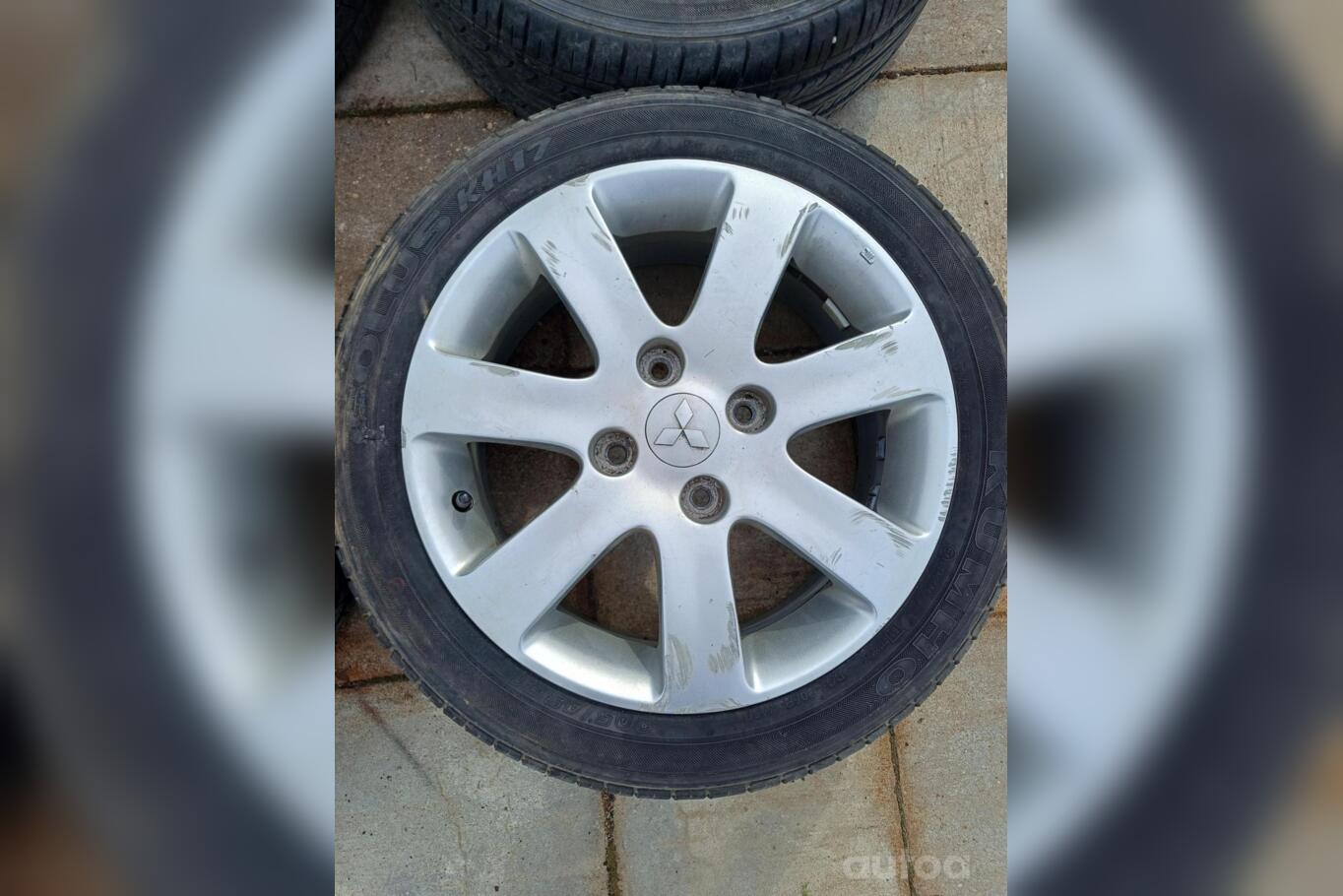 MITSUBISHI, stop lekki