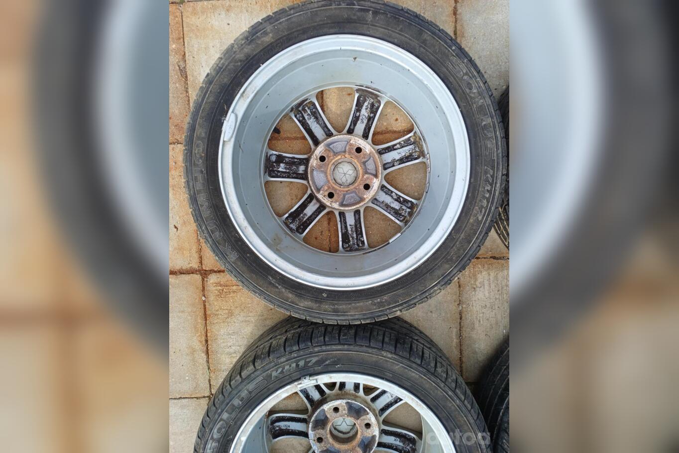 MITSUBISHI, stop lekki