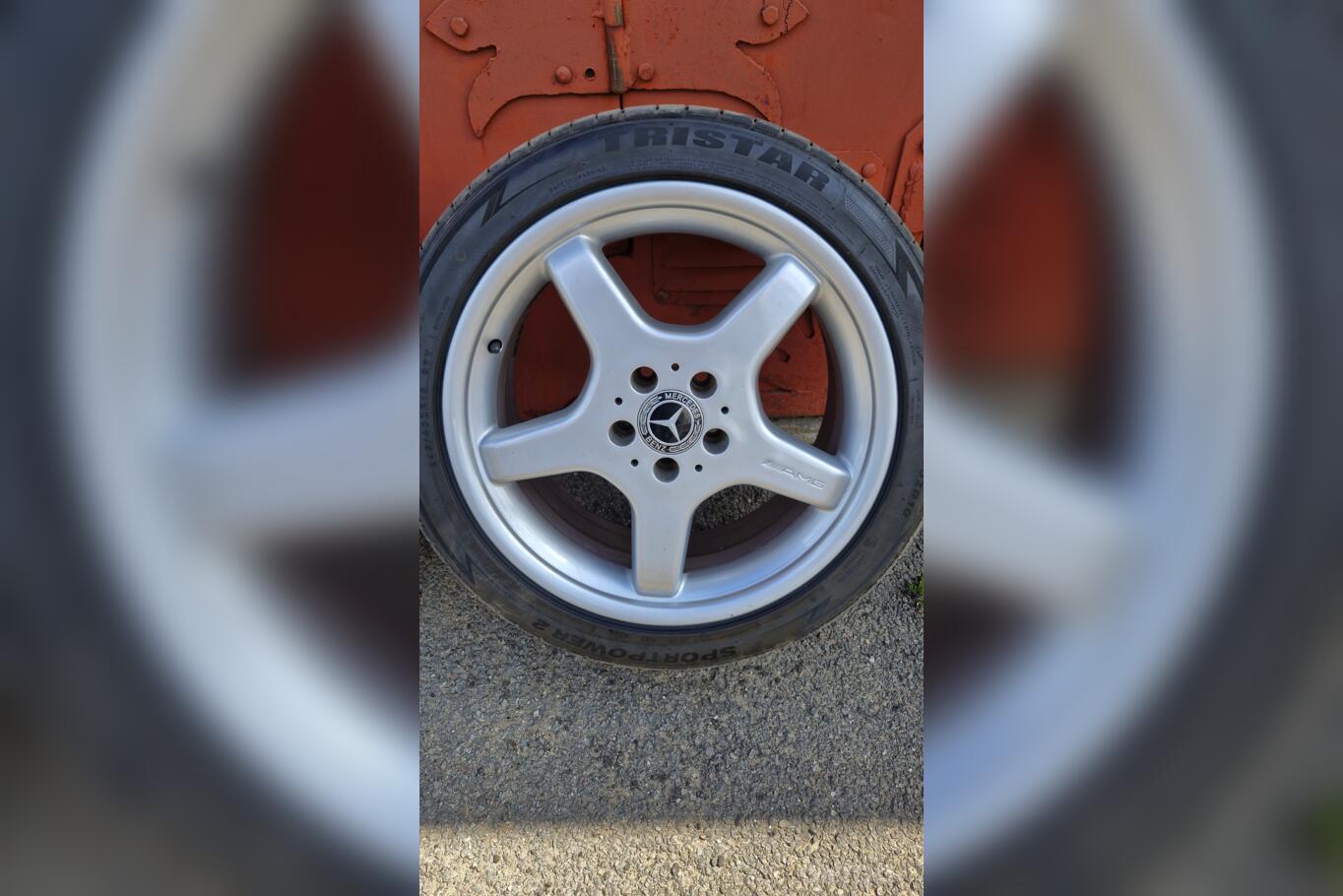 Mercedes benz, stop lekki