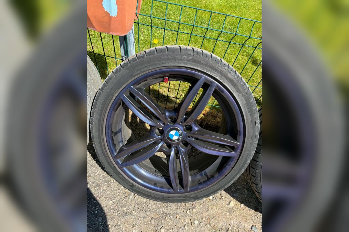 BMW, stop lekki