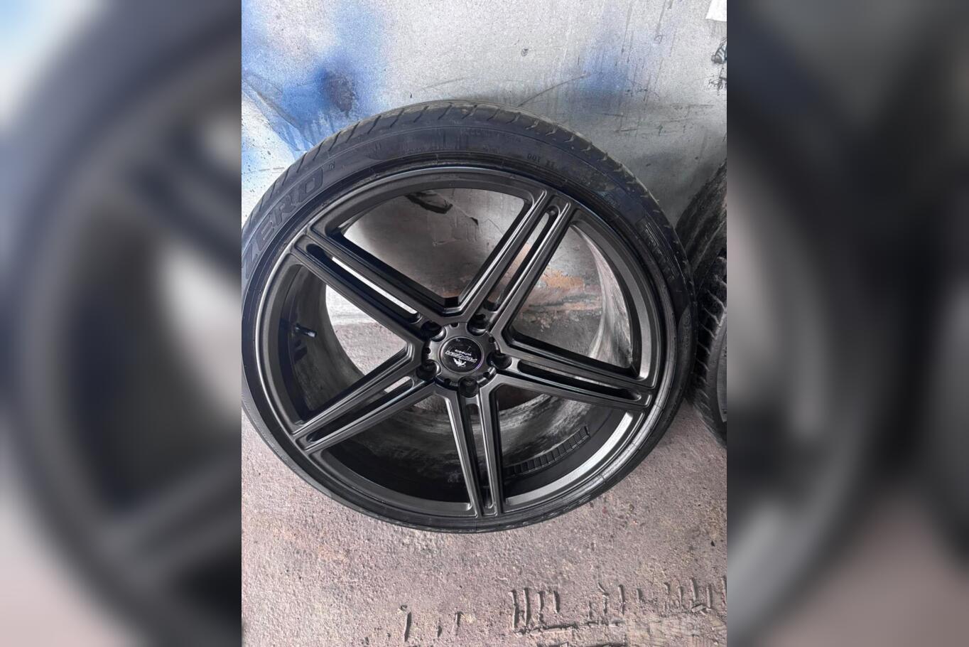 BMW, stop lekki