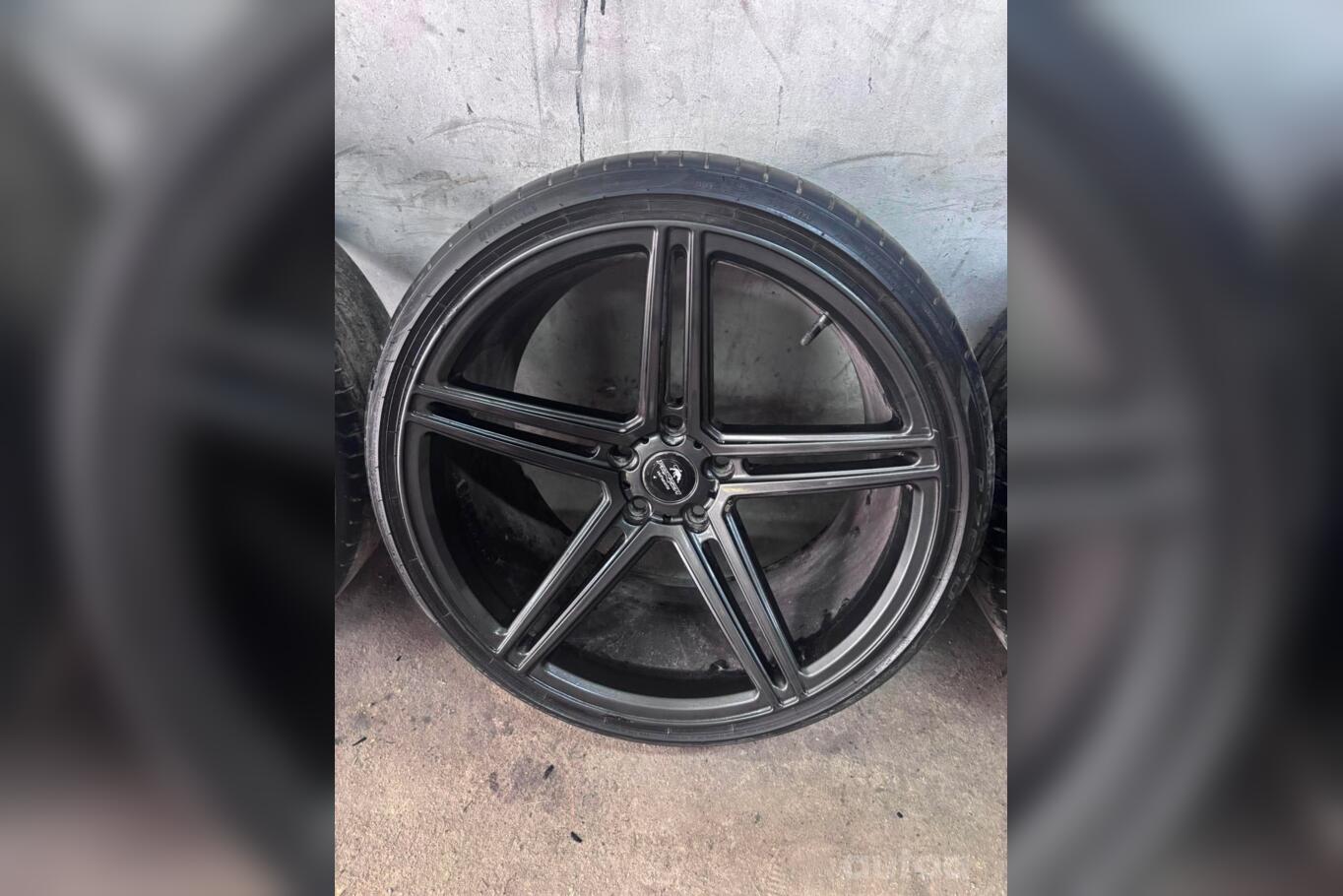 BMW, stop lekki