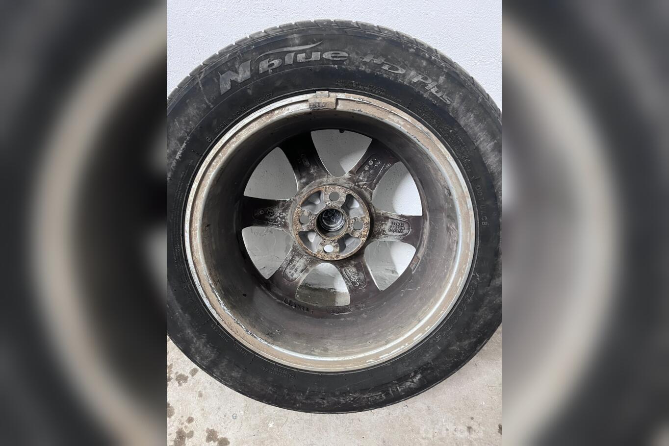 Toyota, stop lekki