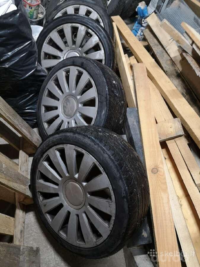 Audi, stop lekki
