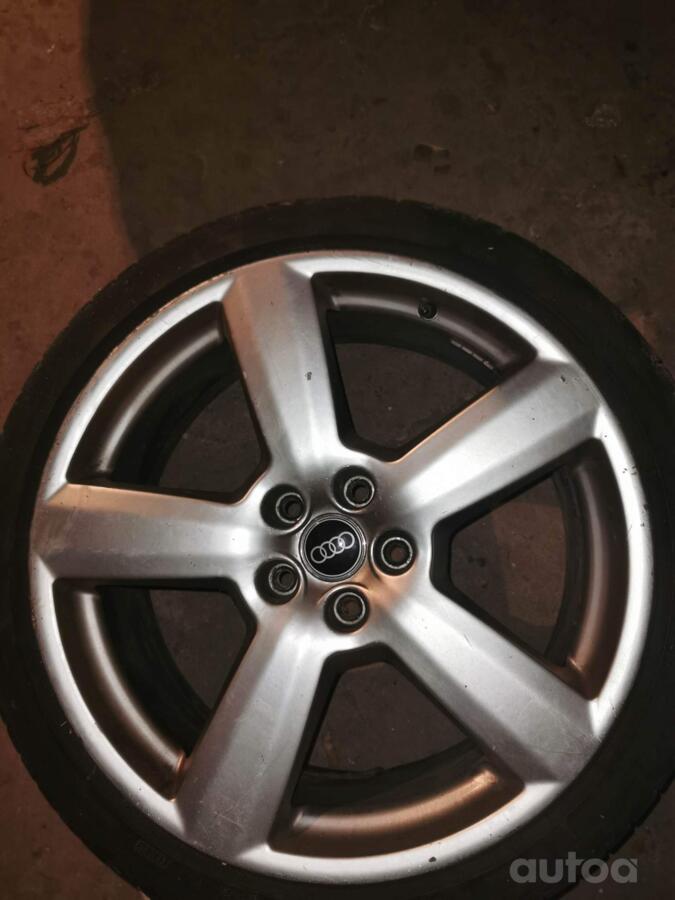 Audi, stop lekki