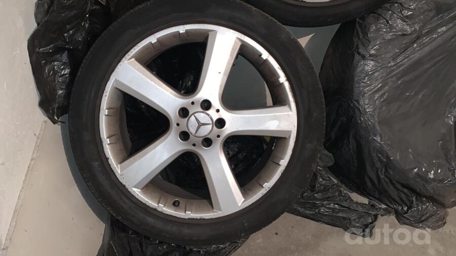 Mercedes, stop lekki
