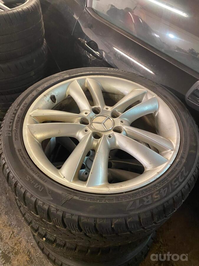Mercedes benz, stop lekki