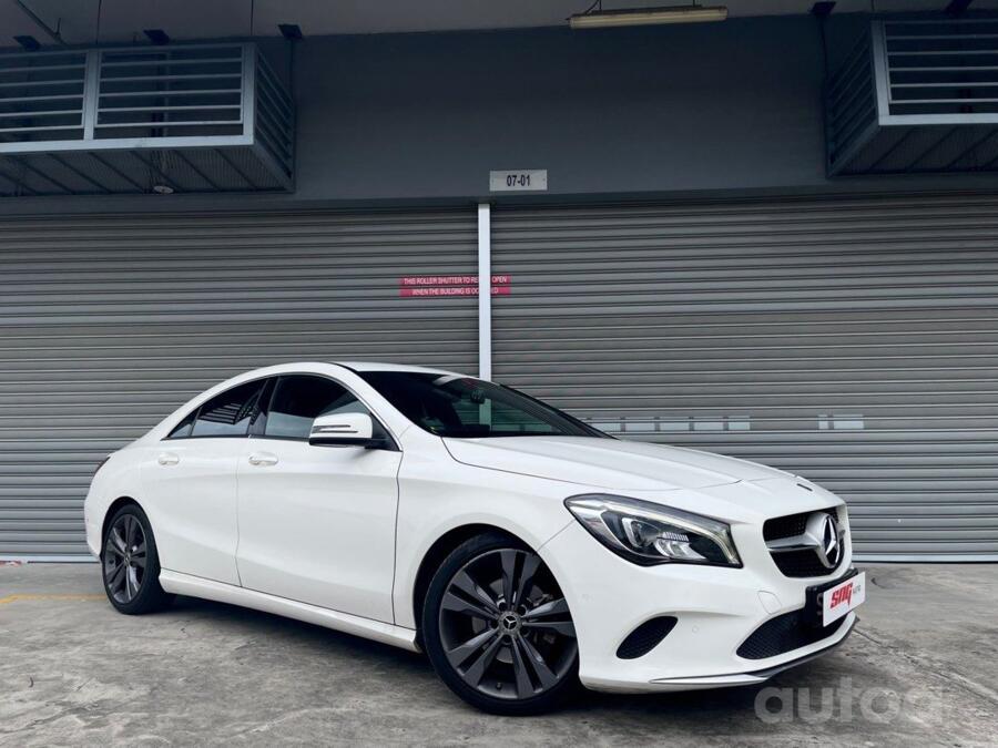 Mercedes-Benz, stop lekki
