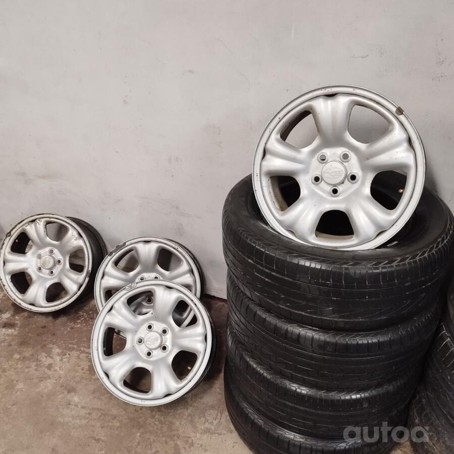Subaru, stal tłoczona
