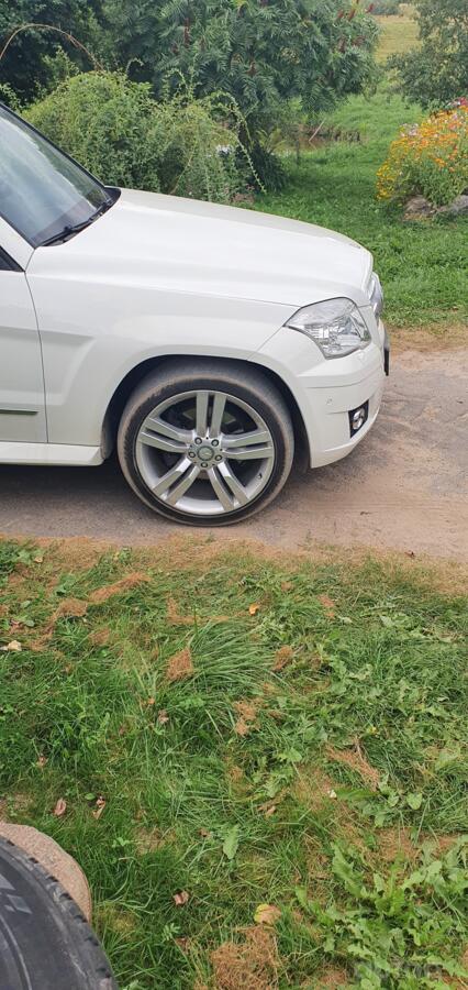 Mercedes, stop lekki