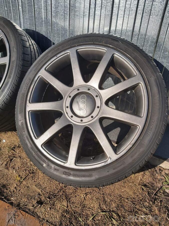 AUDI, stop lekki