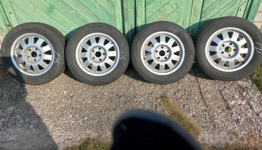 Audi, stop lekki