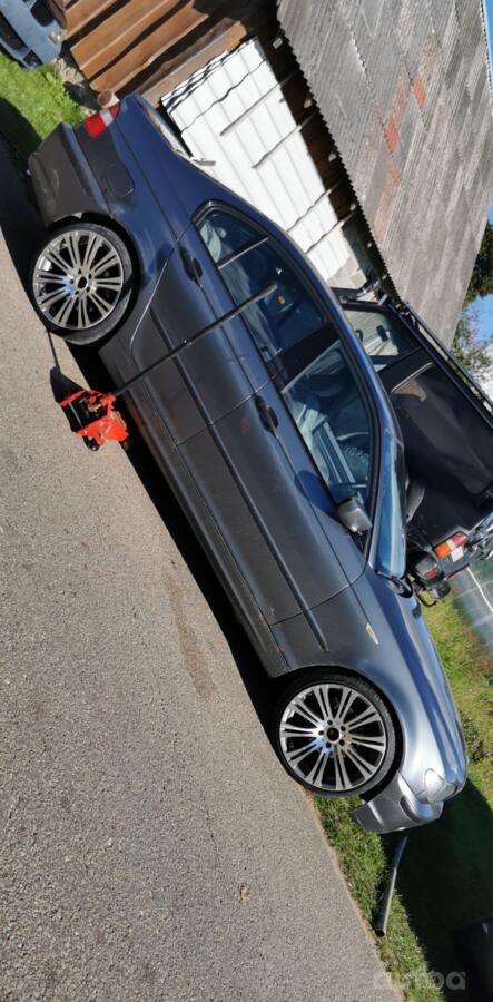 BMW, stop lekki