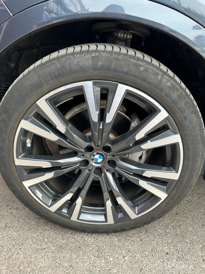 BMW, stop lekki
