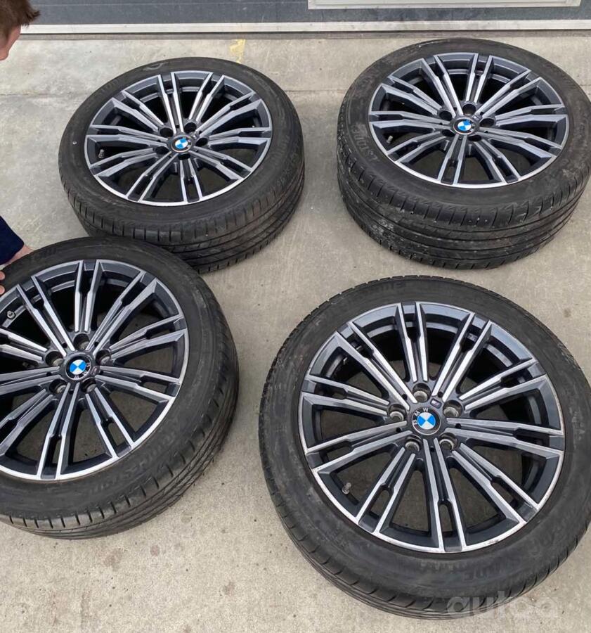 BMW, stop lekki