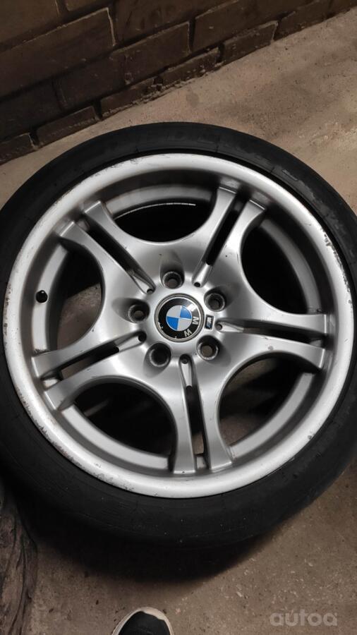 BMW, stop lekki