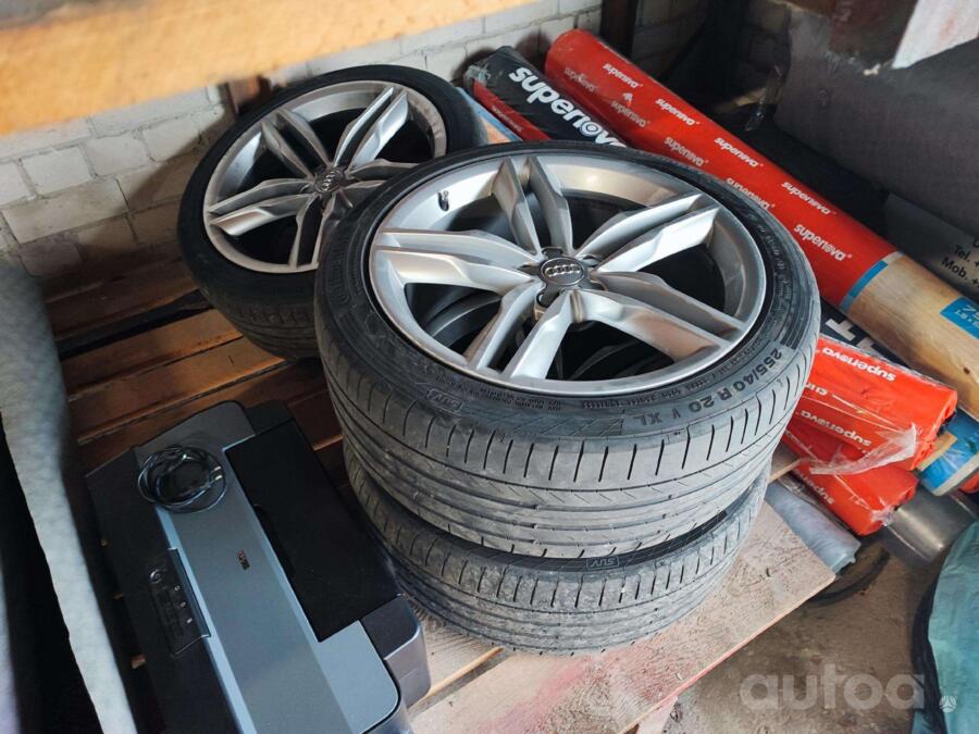 Audi, stop lekki