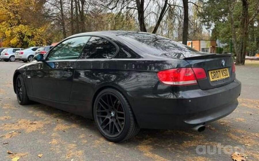 BMW, stop lekki