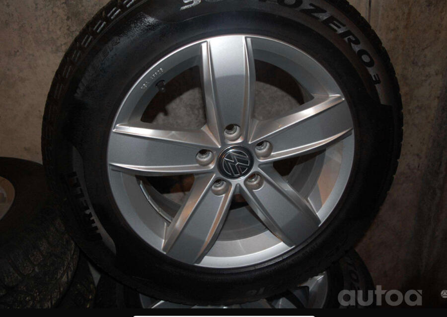 VW Passat B8, stop lekki