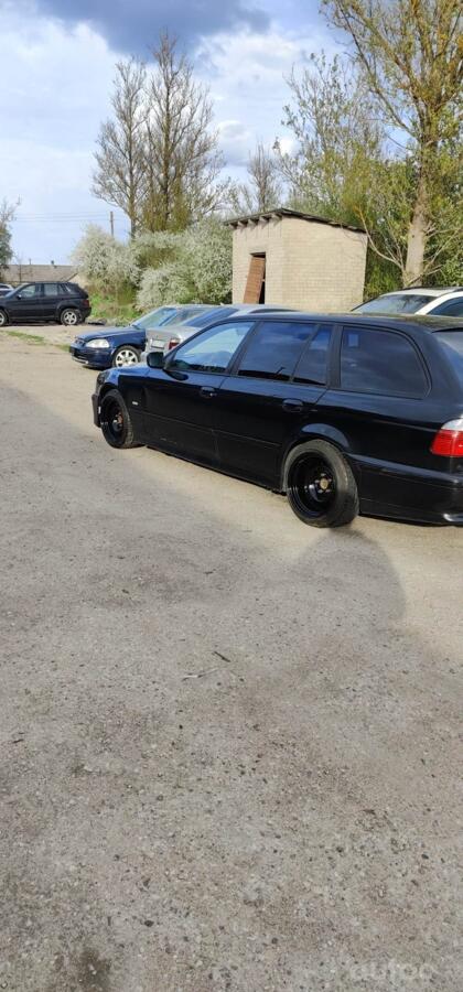 Bmw, stal tłoczona