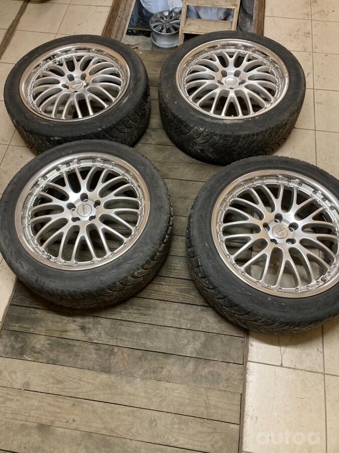 Larzon Panamera, stop lekki