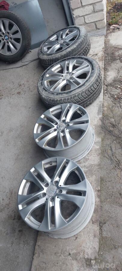 Mercedes Benz, stop lekki