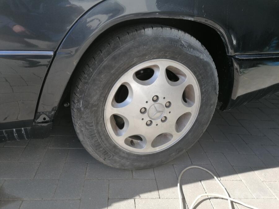 Mercedes, stop lekki