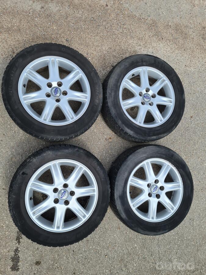 Volvo, stop lekki