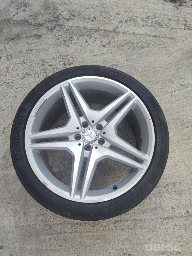 Mercedes-Benz, stop lekki