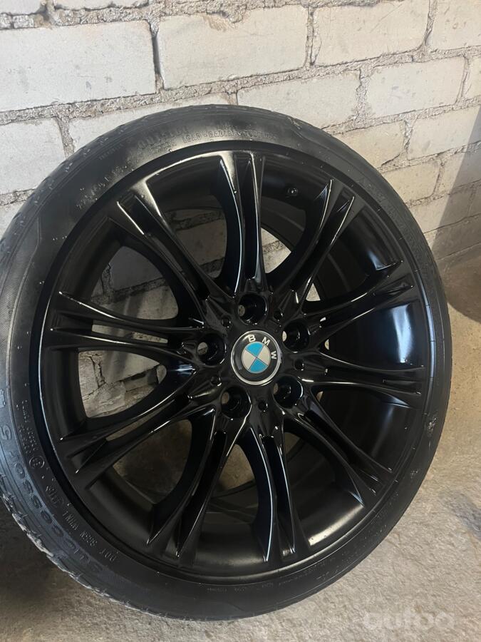 BMW, stop lekki