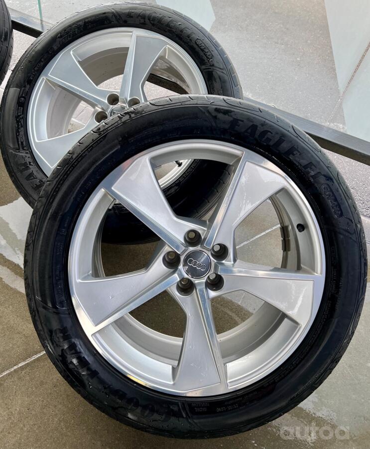 AUDI, stop lekki