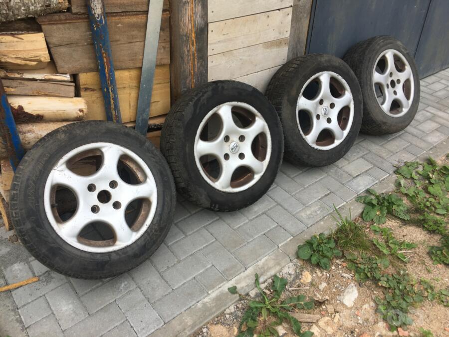 Nissan, stop lekki