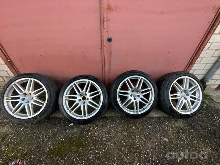 AUDI, stop lekki