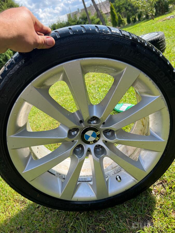 BMW, stop lekki