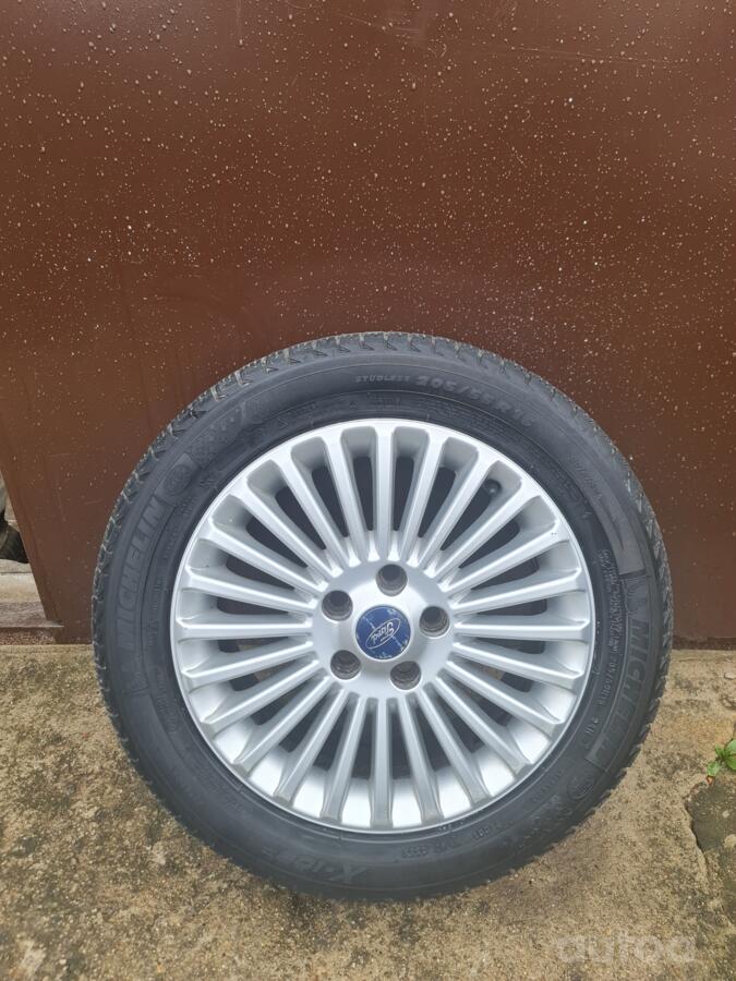 Ford, stop lekki