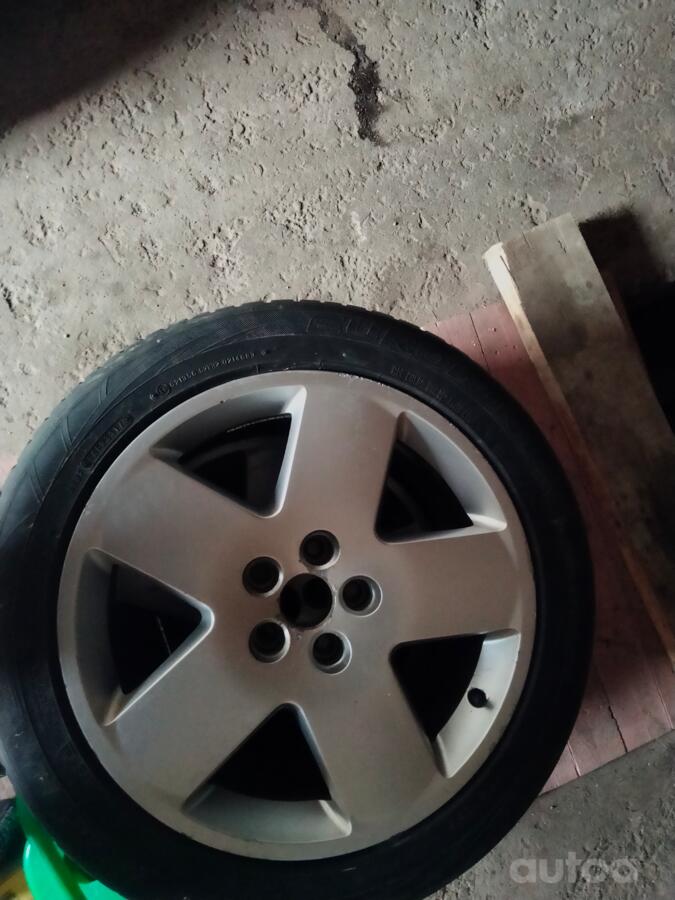 Audi, stop lekki