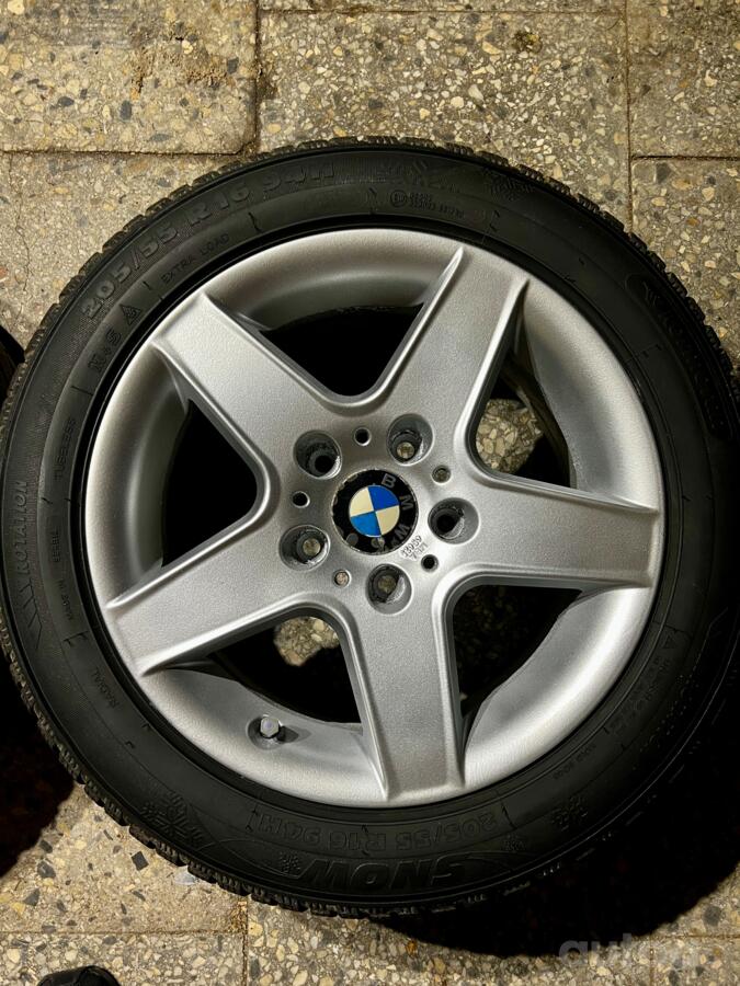 BMW, stop lekki
