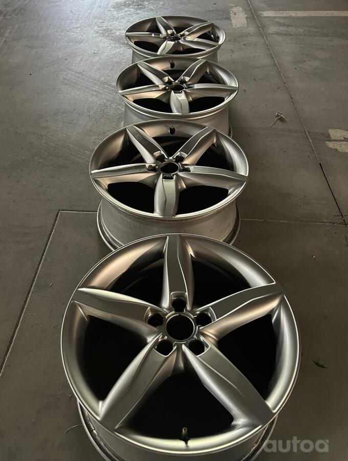 AUDI, stop lekki