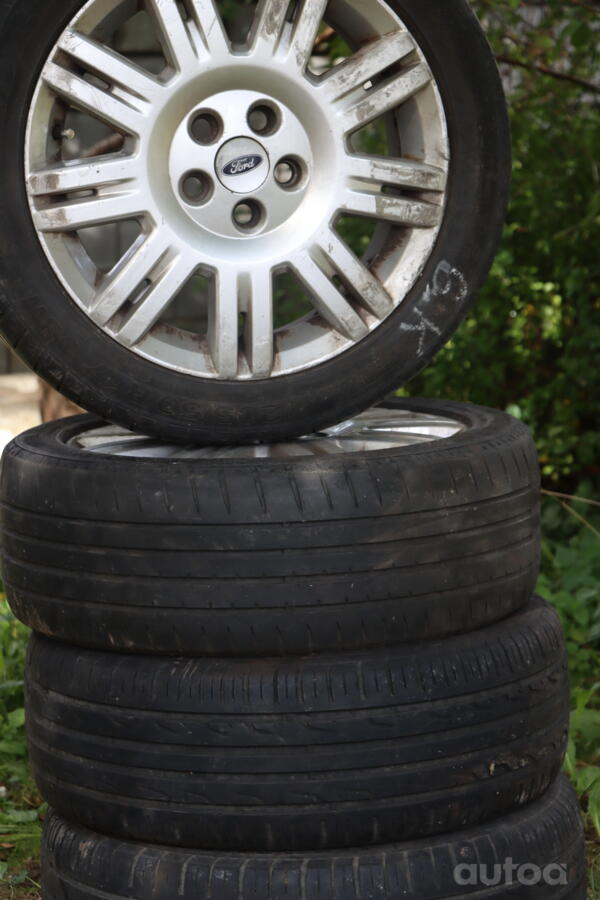 Ford, stop lekki