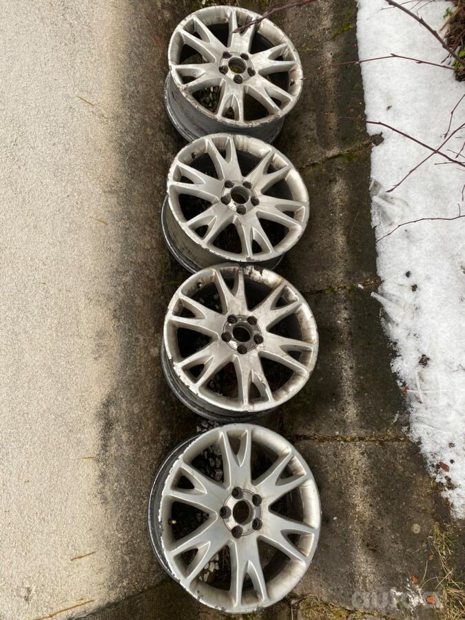 Volvo, stop lekki