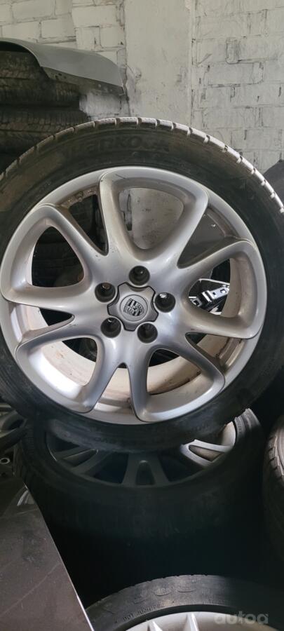 Porche, stop lekki