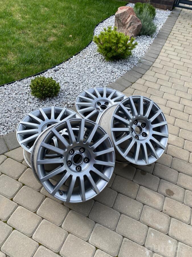 Audi, stop lekki