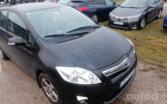 Toyota Auris 2 generation Hybrid hatchback 5-doors