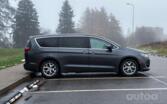 Chrysler Pacifica 2 generation Minivan