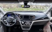 Chrysler Pacifica 2 generation Minivan