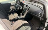 Opel Astra J Sports Tourer wagon