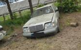 Mercedes-Benz W124 1 generation