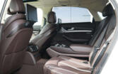 Audi A8 D4/4H Sedan