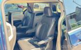 Chrysler Pacifica 2 generation Minivan
