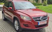 Volkswagen Tiguan 1 generation Crossover